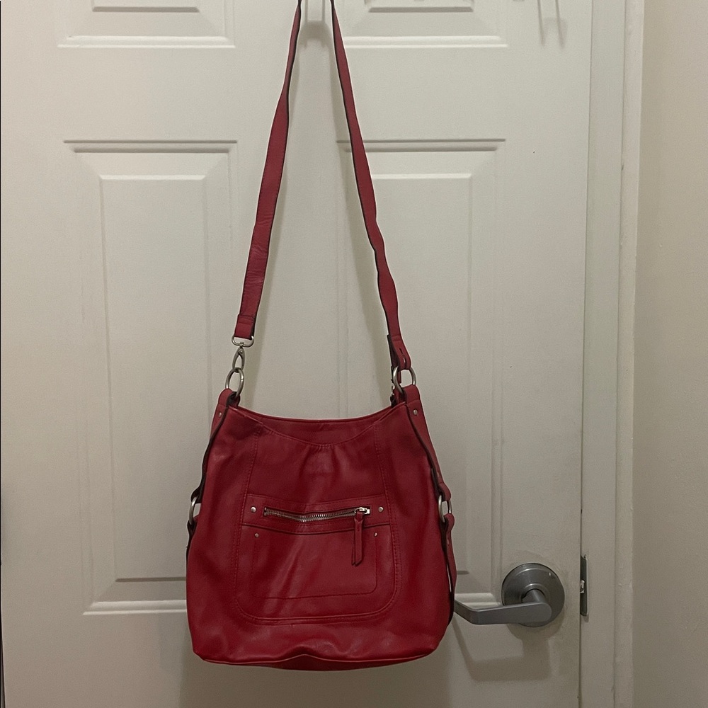 INTERNATIONAL CONCEPTS: Chic Red non-Leather Shoulder Bag”MINOR WEAR/TEAR” - Picture 2 of 10